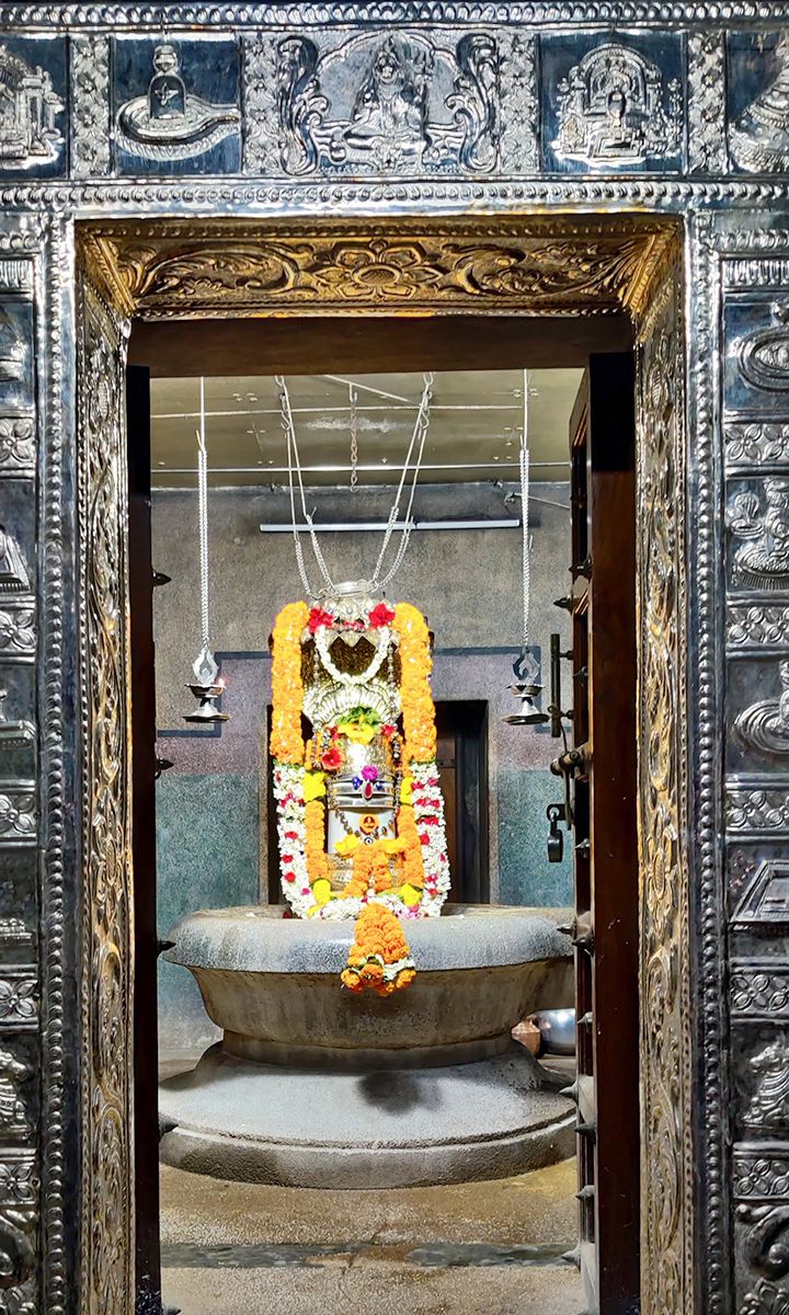 Kumararama Bhimeswara Swamy Temple 1